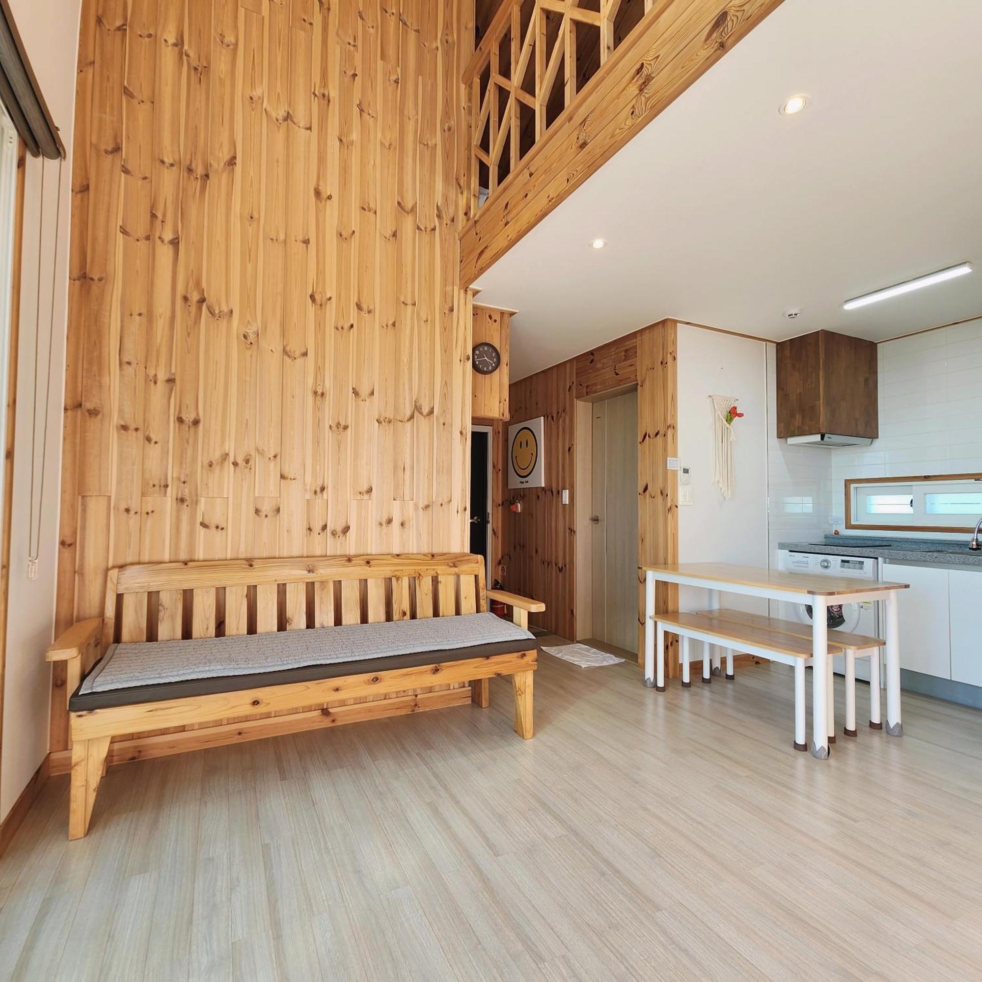 Jeju 542 Pension مدينة سيوجويبو المظهر الخارجي الصورة