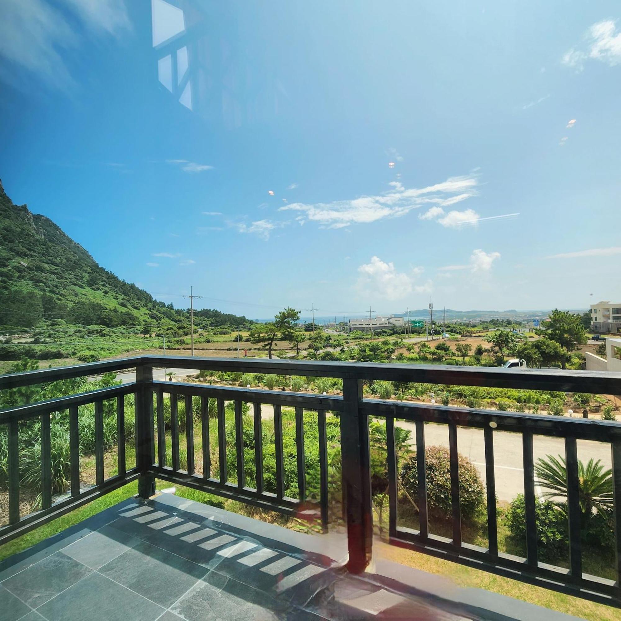 Jeju 542 Pension مدينة سيوجويبو المظهر الخارجي الصورة